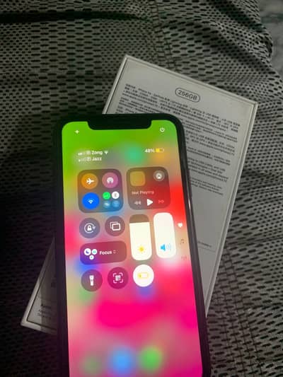 I phone Xr 256 gb dual physical pta approved water pak Face ID all ok