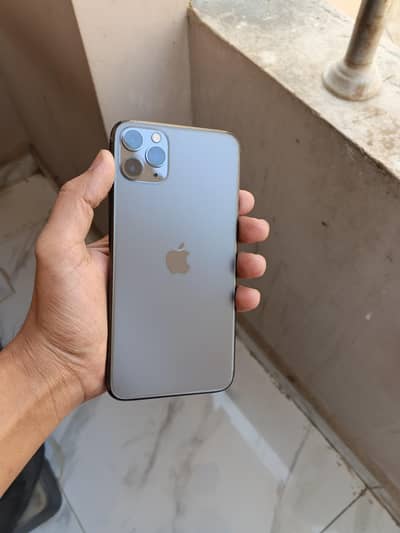 Iphone 11 Pro Max Factory Unlock all okay