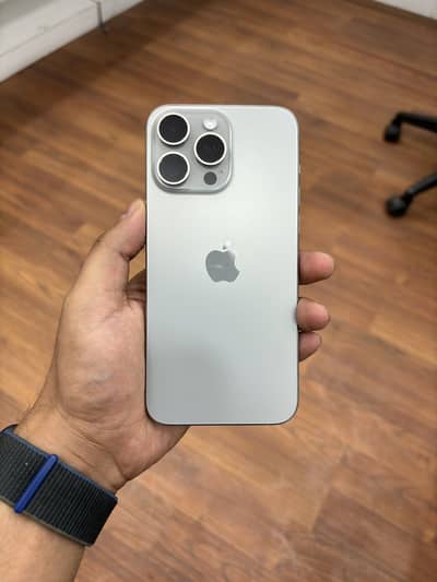 iPhone 15 Pro Max 512 gb PTA