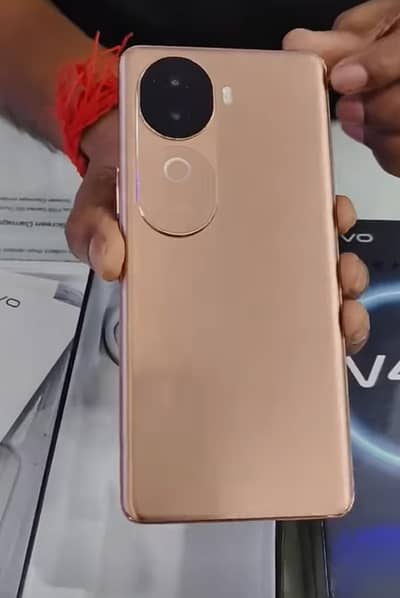 vivo v40e