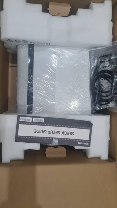 brand new like samsung 4k lsp7t smart projector multimedia laser led