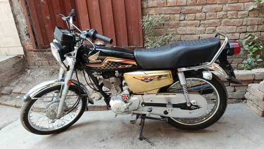 Honda 125 Gold Edition Urgent Sale
