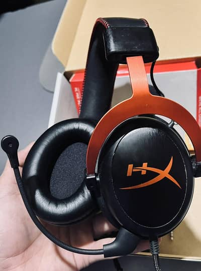 HyperX Cloud 2 Gaming Headset - 7.1 Surround Sound - Sound Card