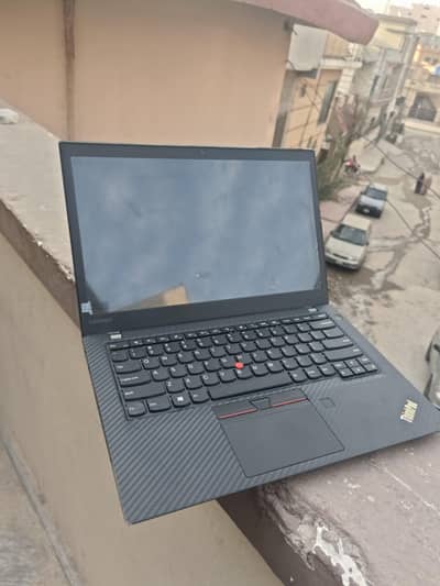 Lenovo core i7 7th generation laptop 8gb ram DDR4 256gb SSD
