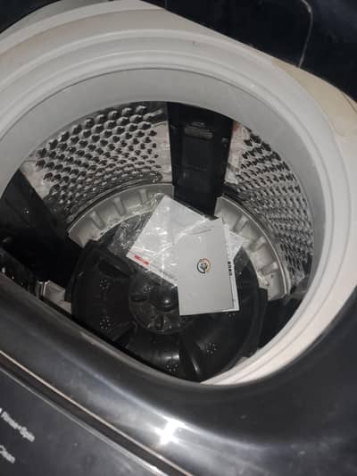 Used Just 5 months. . Automatic Machine 11kg