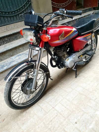 fst owner bike h koi kam nhi h final 88 h papr ok h