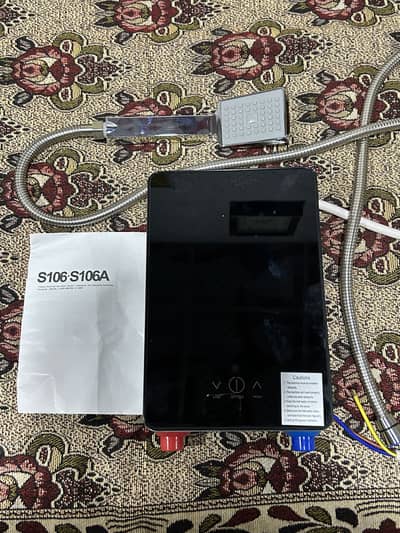 Gdrasuya10 S106 A Instant Water heater