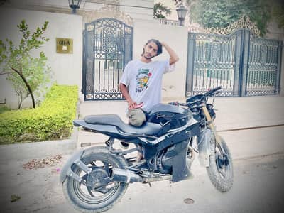 Suzuki GS 150 Modified