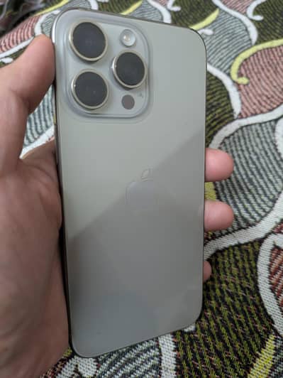 IPHONE 15 PRO MAX jv 256gb