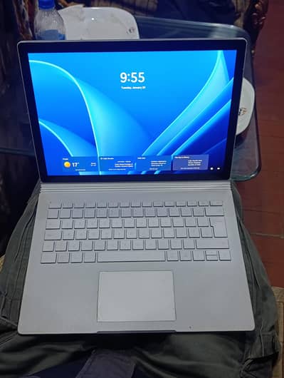 Microsoft Surface Book 2