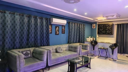 private Floor Furnished penthouse apparments for airbnb