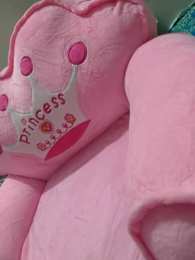 baby girl sofa combed