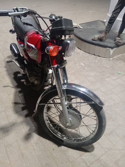 Honda 125 Model 23 Karachi number 03142260991