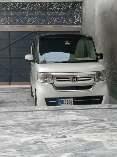 Honda N-Box Japanese Import Full Option – Urgent Sale