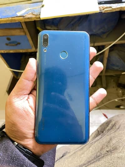 Huawei Y9