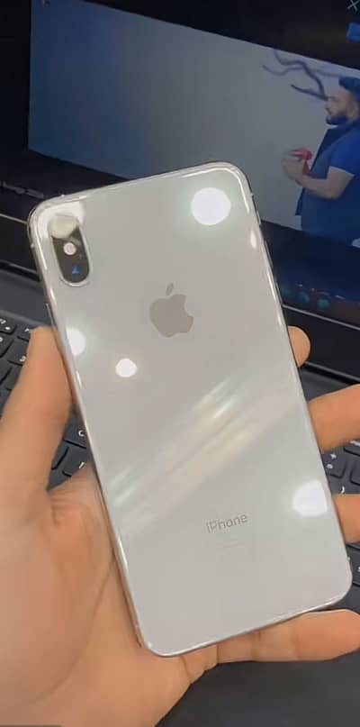 xs max