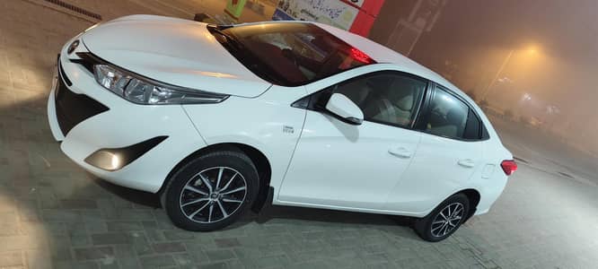 Toyota Yaris ativ 2020/21