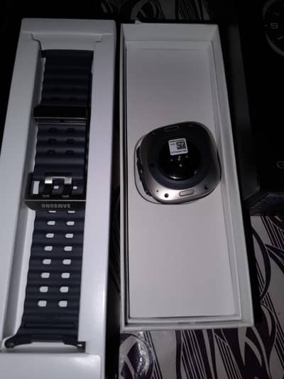 Samsung Galaxy ultra what. 47mm 95000 price final hai