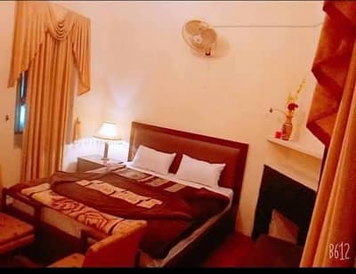 murree cart road near mall road suits for rent per day and monthly