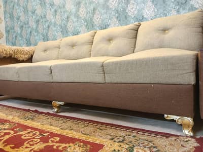 4 seater huge size sofa with side table