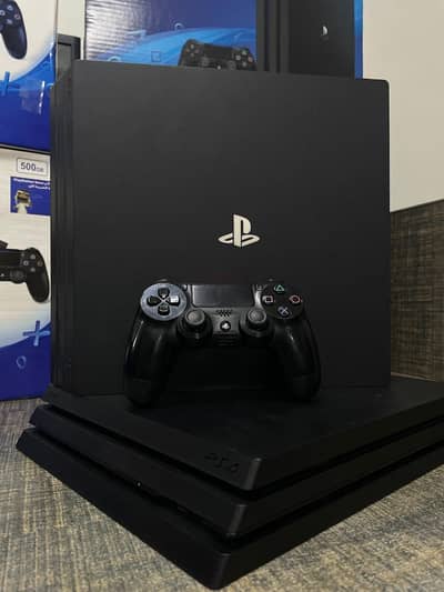 ps4 fat /slim/ps4 pro (jailbreak online ) available 03114121490