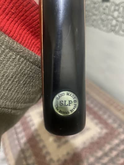 SLP snooker cue