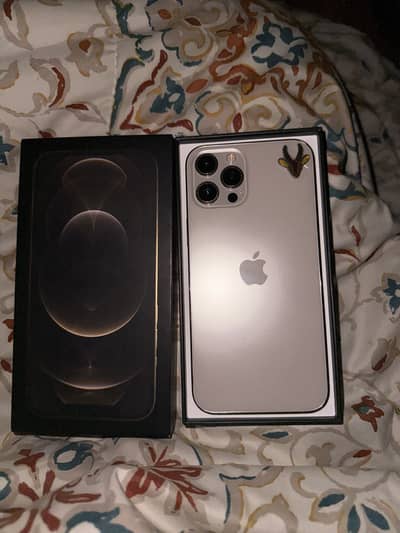 12 pro max 256 gb battry health 78 condition 10/9