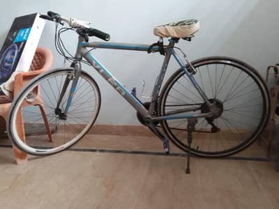 Racer cycle VLRA FROM UAE