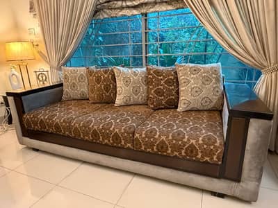 6 Seater Sofa - slightly used