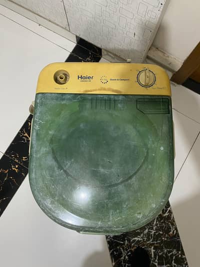 HAIER SPIN DRYER 6. kg  spinning capicity  03261271600