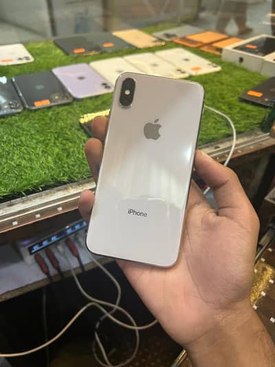iPhone x (64) GB FU