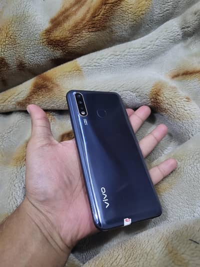 vivo y19 8/256