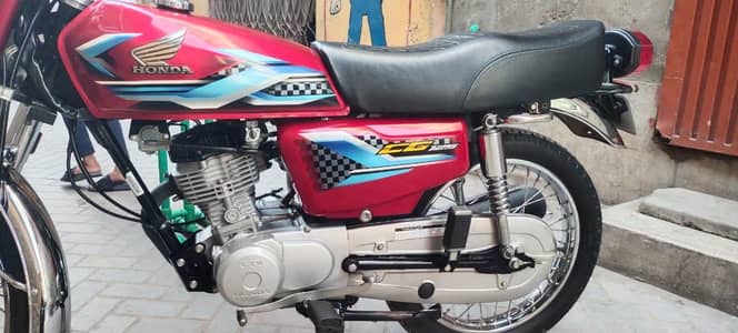 Honda 125 Bike
