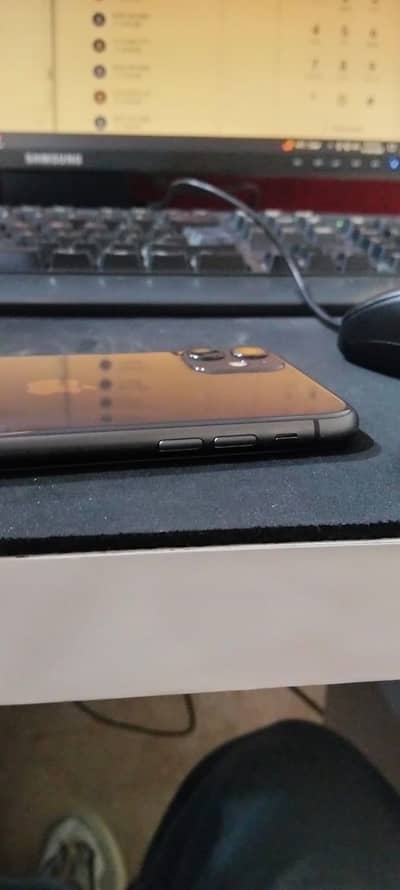 iPhone 11 non pta only serious buyer contact us