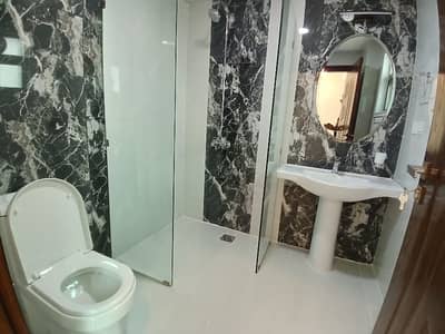 BRAND NEW 4-BEDROOMS APARTMENT WITH LUSH GREEN VIEW AVAILABLE FOR RENT IN ASKARI 10 LAHORE CANTT NEAR AIRPORT