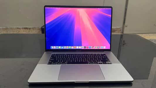 MacBook Pro 2019 16-inch Core i9 - 32gb Ram