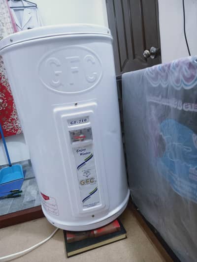 GFC AUTOMATIC GEYSER