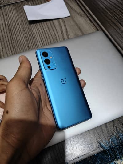 OnePlus 9