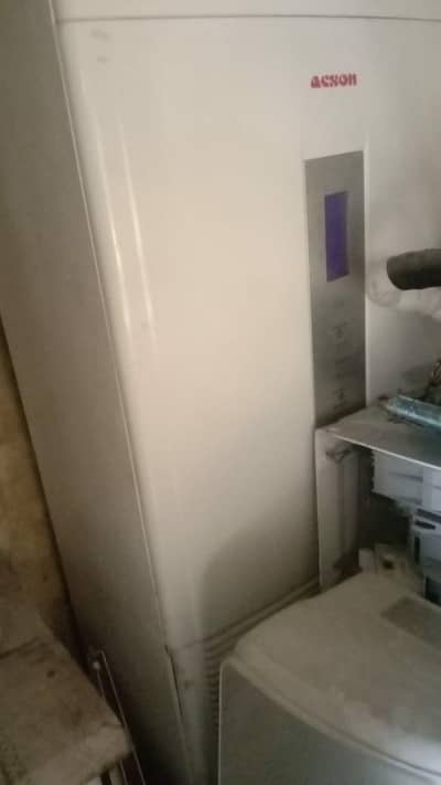 Acson 4 ton floor stand available for sale