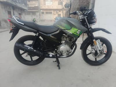 yamaha ybr 125G 2025