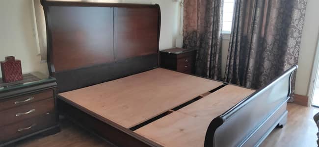 Wallnut wood furniture