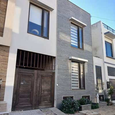 100yards bungalow available for sale in Dha phase8