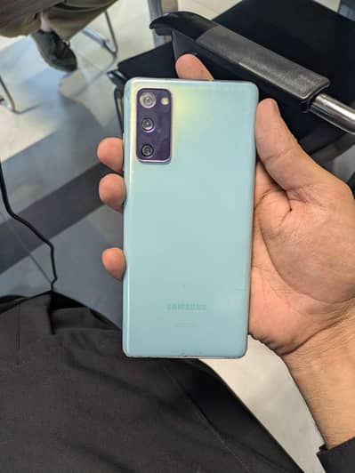 Samsung S20 FE (Snapdragon 865)