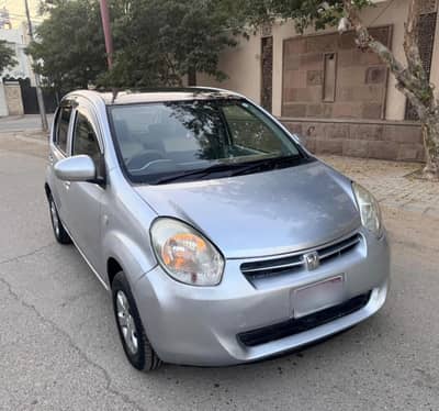 Toyota Passo 2011 / 2015 automatic 1.0 Sofa seat Keyless entry