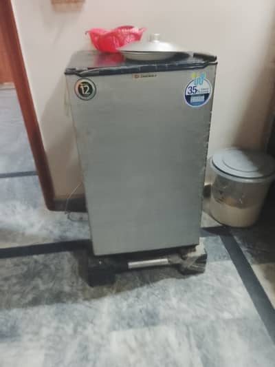 Dawlance single door fridge