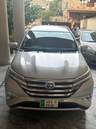 Toyota Rash ander sy ful pak new gari