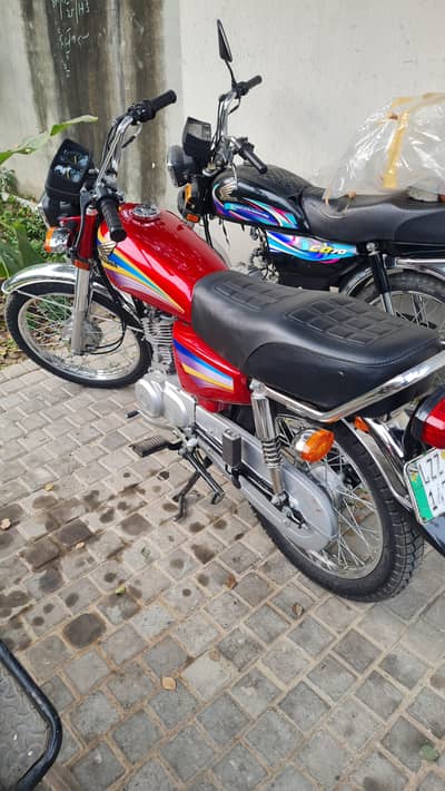 Honda 125 just like brand  new Japanese model