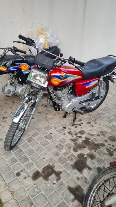 Honda 125 just like brand  new Japanese model