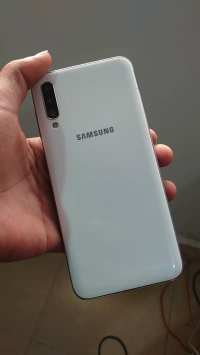 Samsung a50