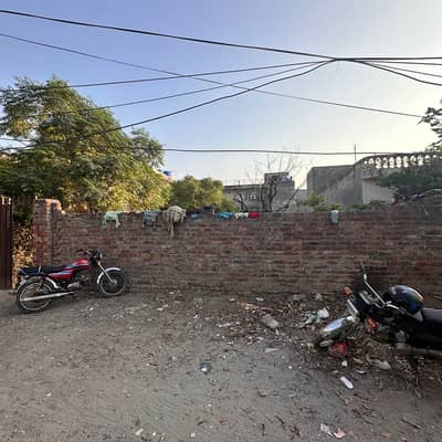 One Kanal Hot Location Plot Available For Sale In Revenue Society B Block